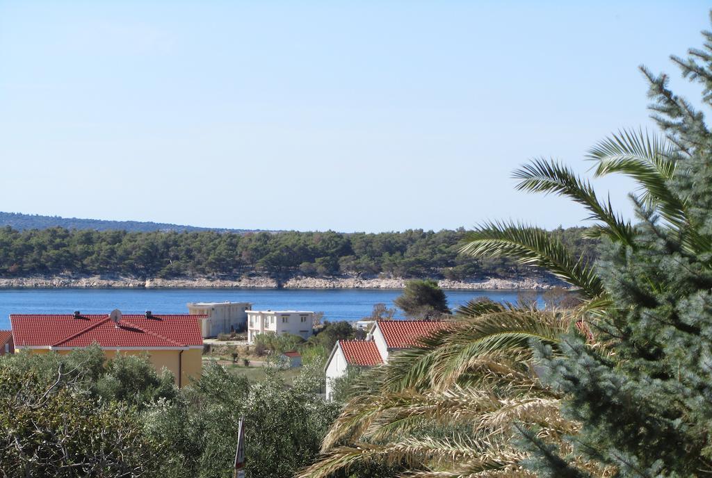 Apartments Pijaza Banjol Δωμάτιο φωτογραφία