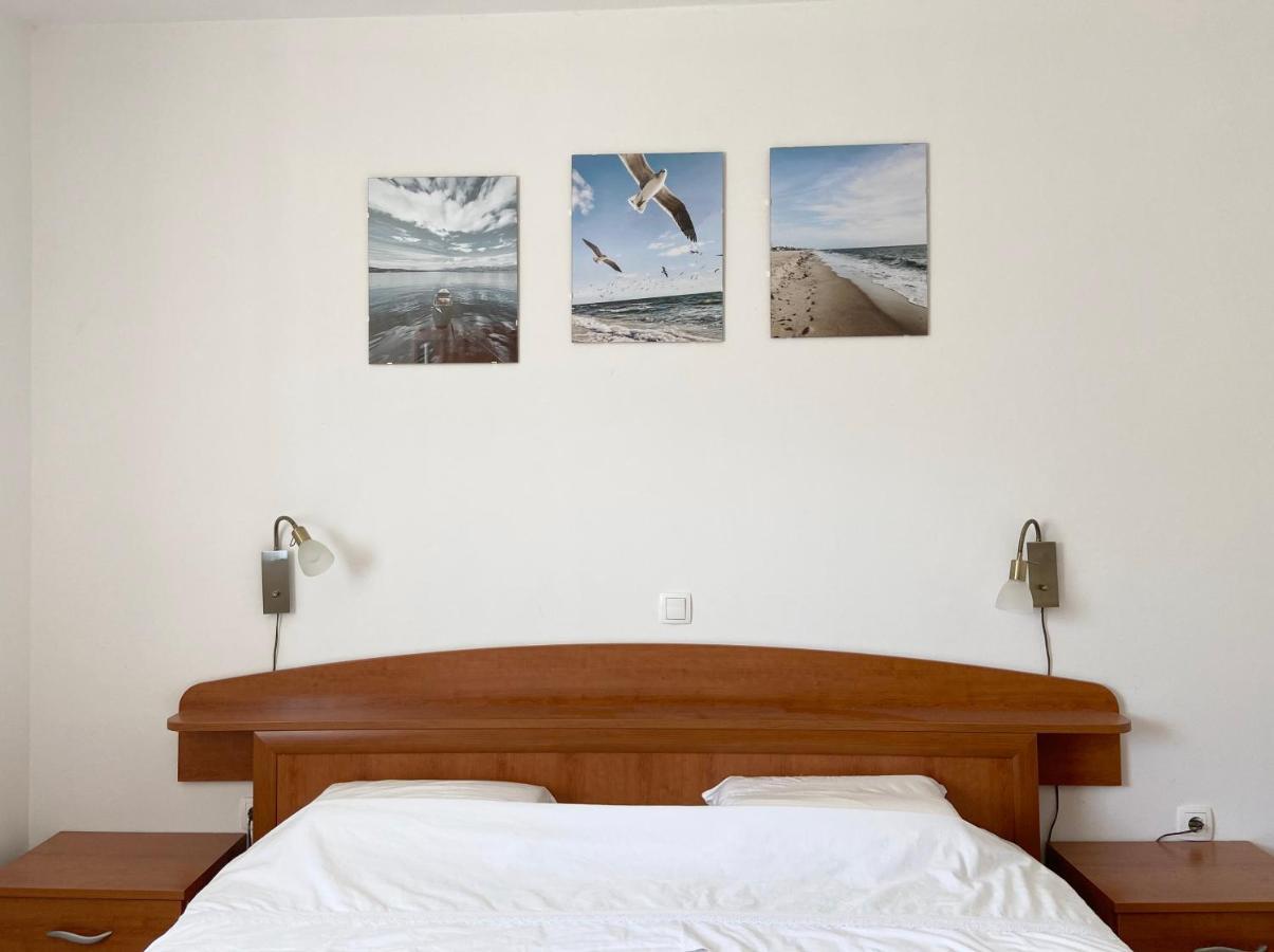 Apartments Pijaza Banjol Εξωτερικό φωτογραφία
