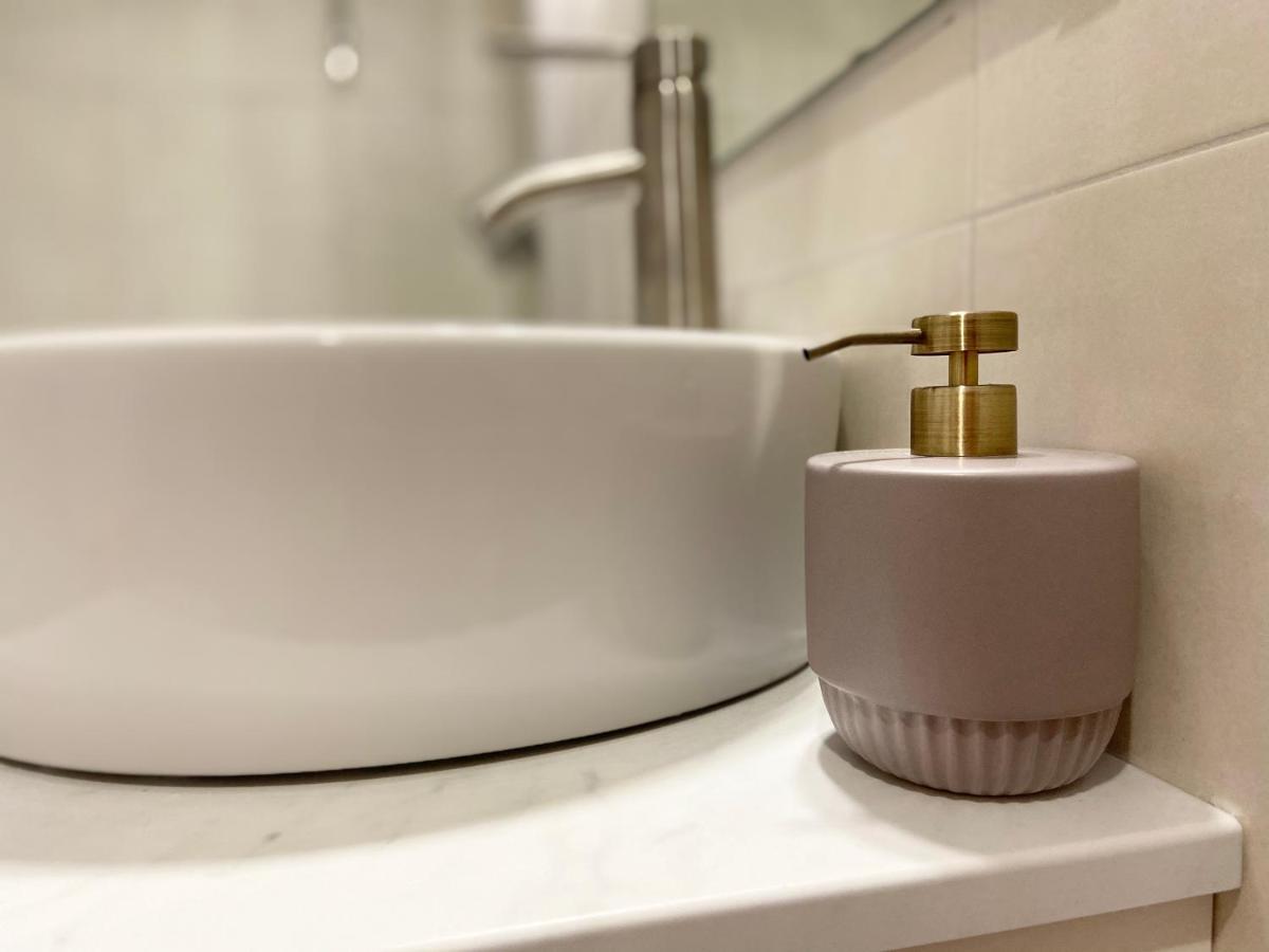 Apartments Pijaza Banjol Εξωτερικό φωτογραφία