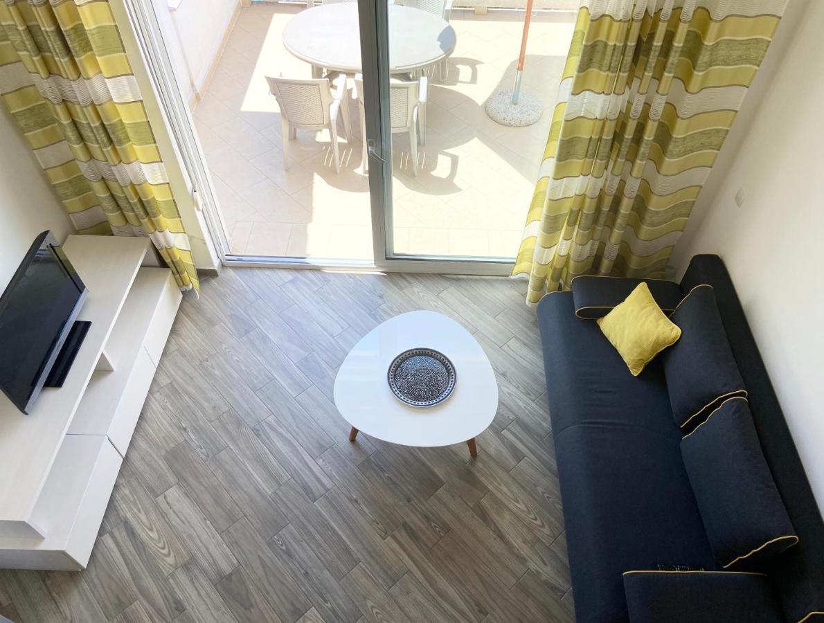 Apartments Pijaza Banjol Εξωτερικό φωτογραφία