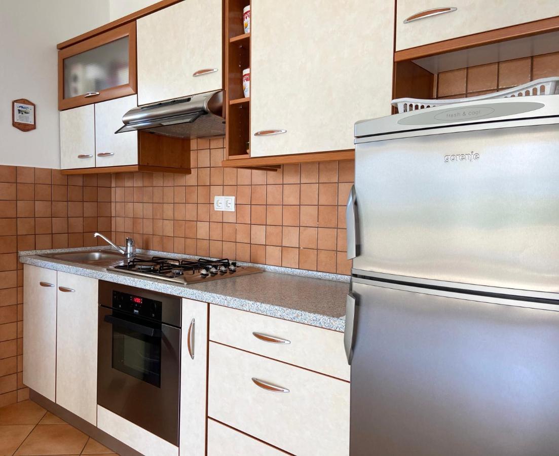 Apartments Pijaza Banjol Εξωτερικό φωτογραφία